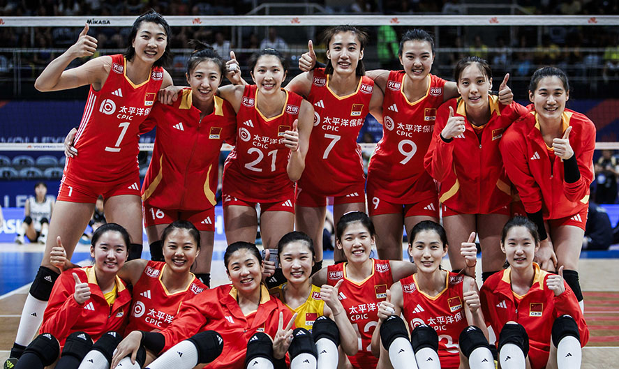 中国女排新赛季首秀收获开门红