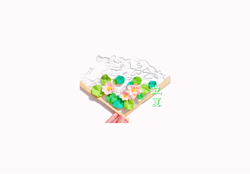 当四季的变换展现在水做的扇子上