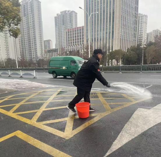 b2705fd23f9332302b4eeb4bb4fd44db