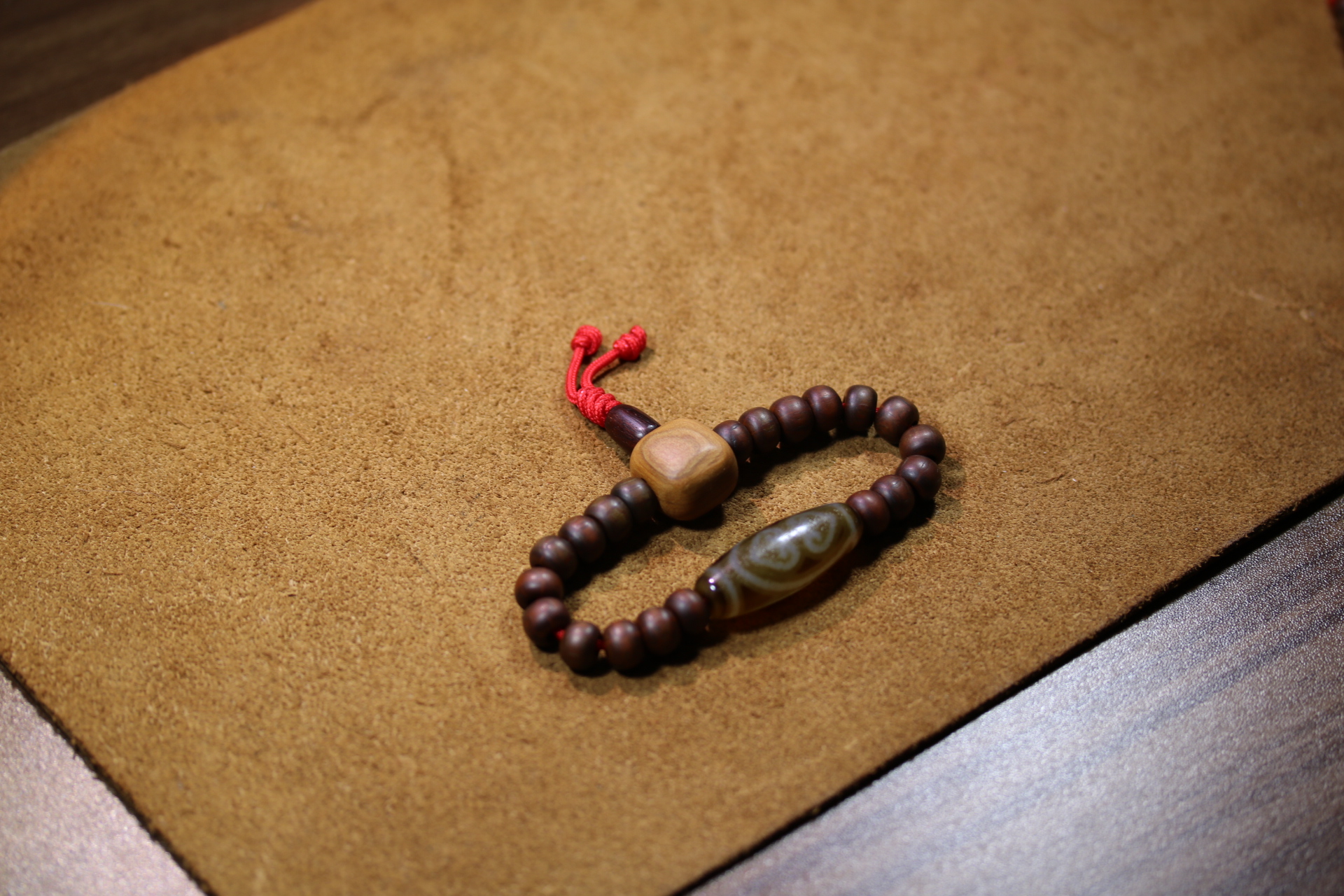 六道木手持带双心天珠_2024.10.25-5