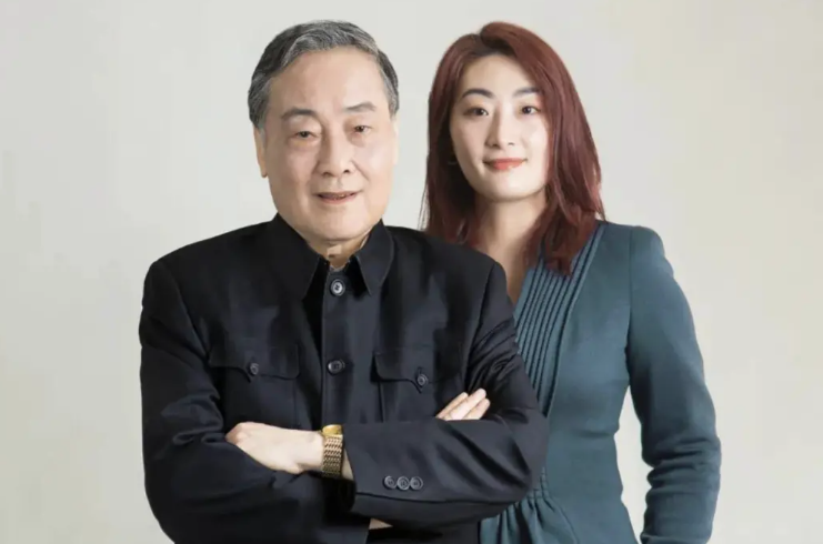 宗馥莉还有同父弟妹？双方正争夺20亿美元遗产？