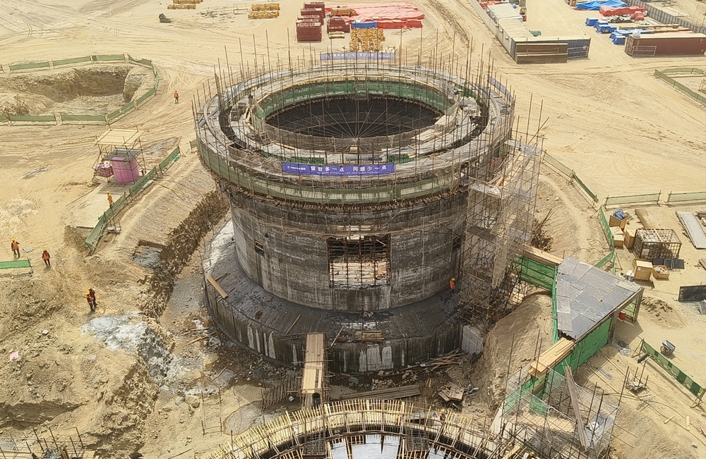 沙特SPCC水泥厂吉赞3线项目首次筒仓滑模圆满成功