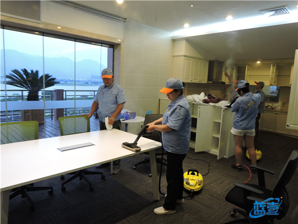 餐厅中清除甲醛