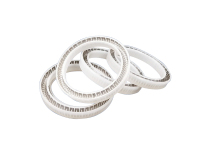 端面内向弹簧蓄能密封圈1