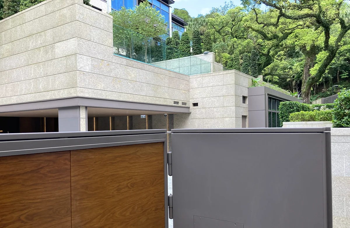D-Fence | D-Pressure Strip | Private Home