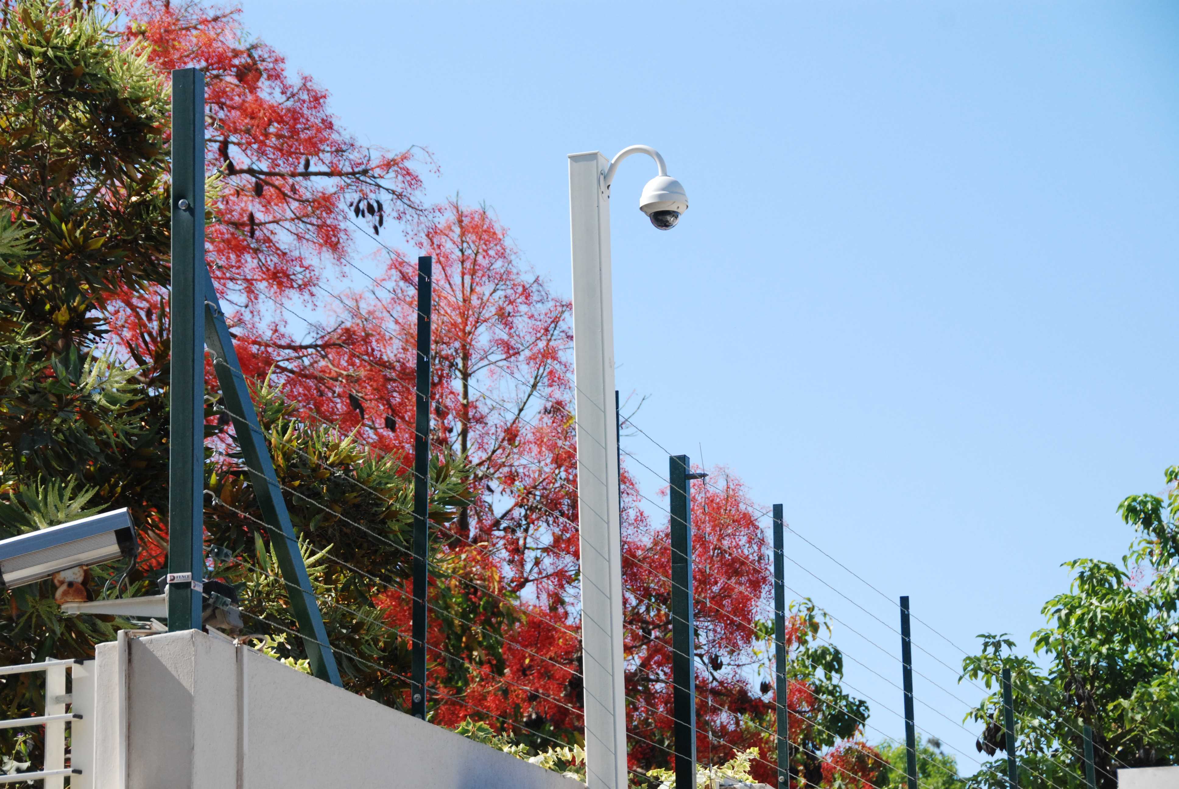 D-Fence | D-Taut Wire | Private Home