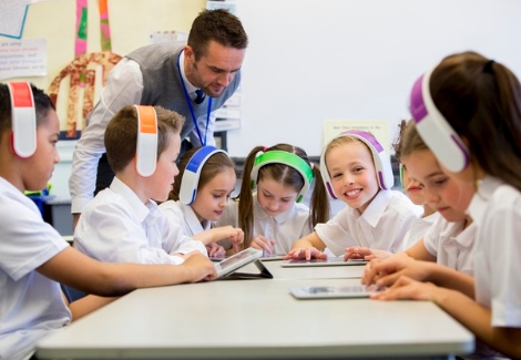 alevel只选三科够吗?alevel中国学生哪些科目比较好读