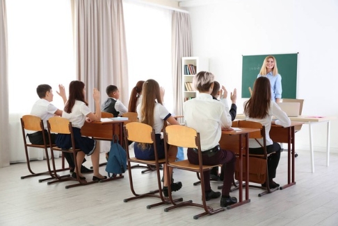 ib读几年才能考试?ib考试每年几月份进行