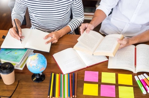 雅思考试详解:时长、结构及备考策略