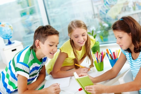 Unlock教材的特性与挑战分析