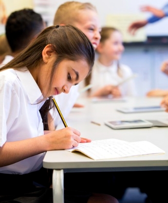 雅思英语培训要多少钱?雅思哪个机构教的好