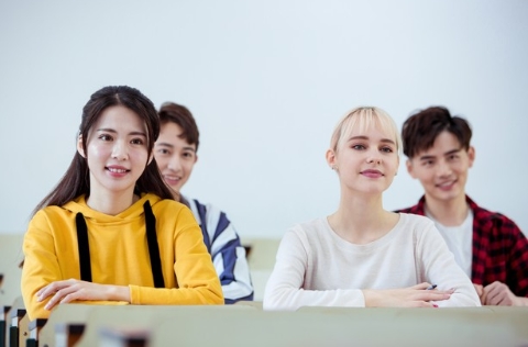 大学什么时候考雅思?大学出国大几考雅思