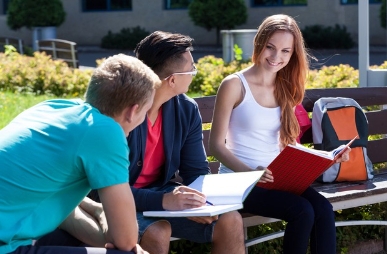 高二开始学alevel来得及吗?alevel容易考新加坡大学吗