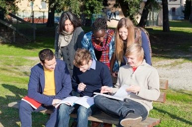 雅思可以直接考吗?考雅思一定要去培训机构吗