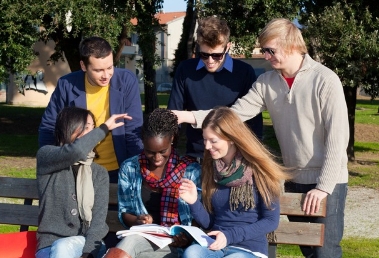 高一怎样准备alevel?alevel哪些科目比较好读