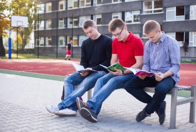 alevel经济学难吗?alevel商务和经济哪个好学