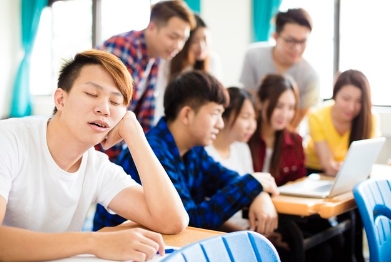 高一读完脱产读alevel,alevel是否要脱产