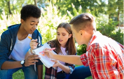 哪个机构学unlock?苏州剑桥原版教材Unlock小班课组班中