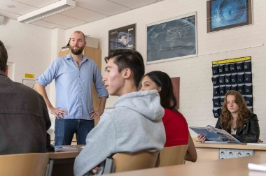 脱产学习alevel是什么意思?脱产alevel需要保留普高学籍吗