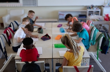 ALevel脱产适合哪些学生?高一结束去读alevel合适吗