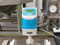 TUF-2000F2integreatedinlineultrasonicflowmeterapplicationinsite.