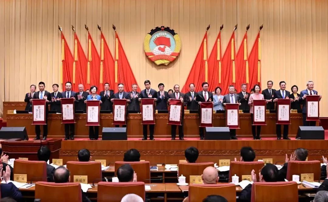 祝贺！全国政协委员、首创环保黄绵松荣获2024年度全国政协委员优秀履职奖
