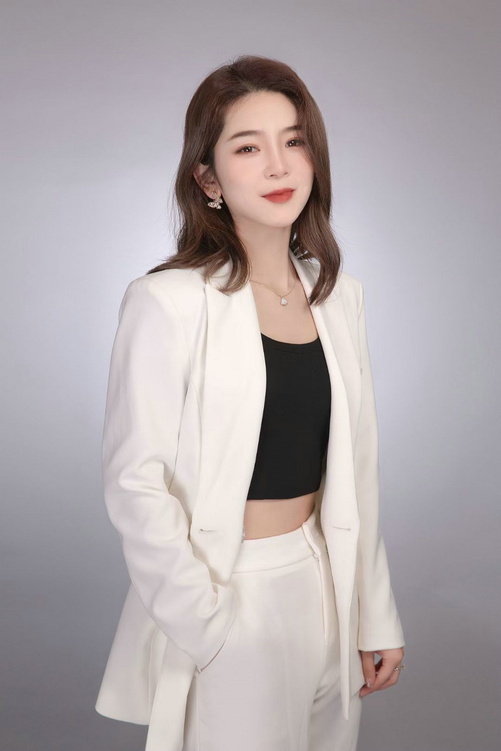 何婷婷-联合创始人&总经理