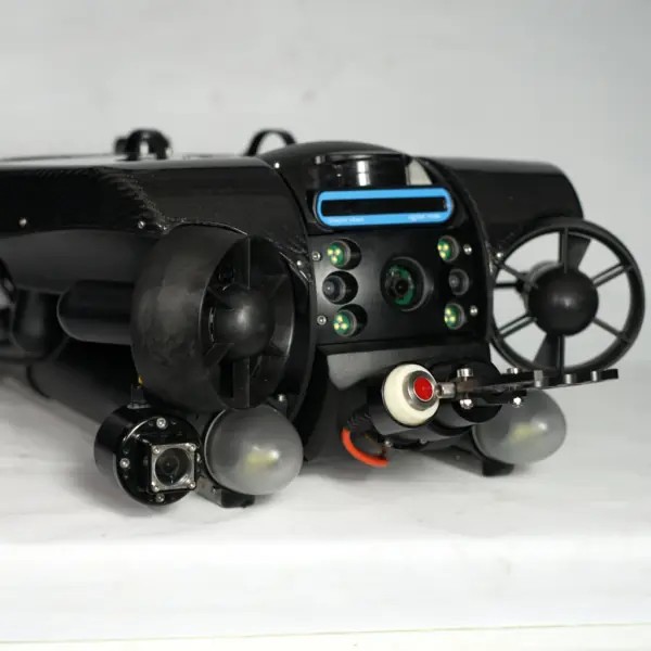 cygnus-mini-rov-deep-trekker-application-image-600x600