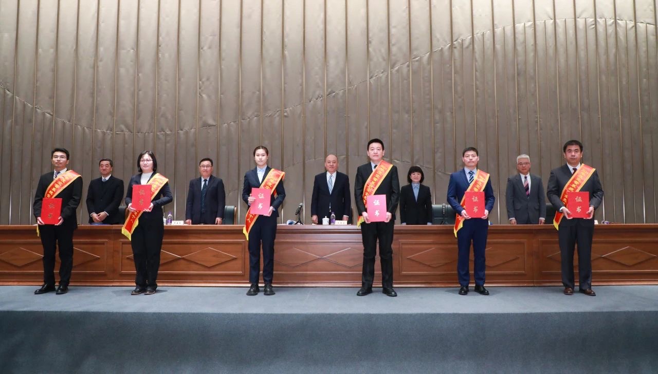  榜样引领千帆竞 奋楫中流正逢春——致敬空管系统2024年度安全先进个人