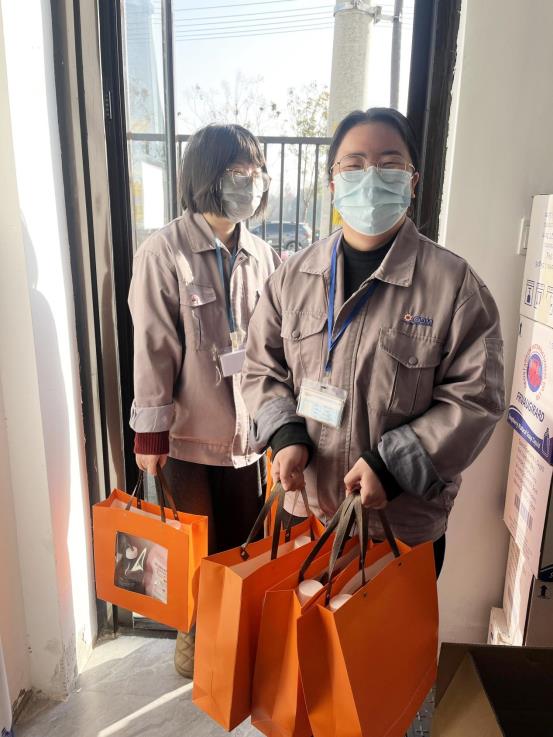 f973d355-9572-4328-a82b-09ece5a871eb