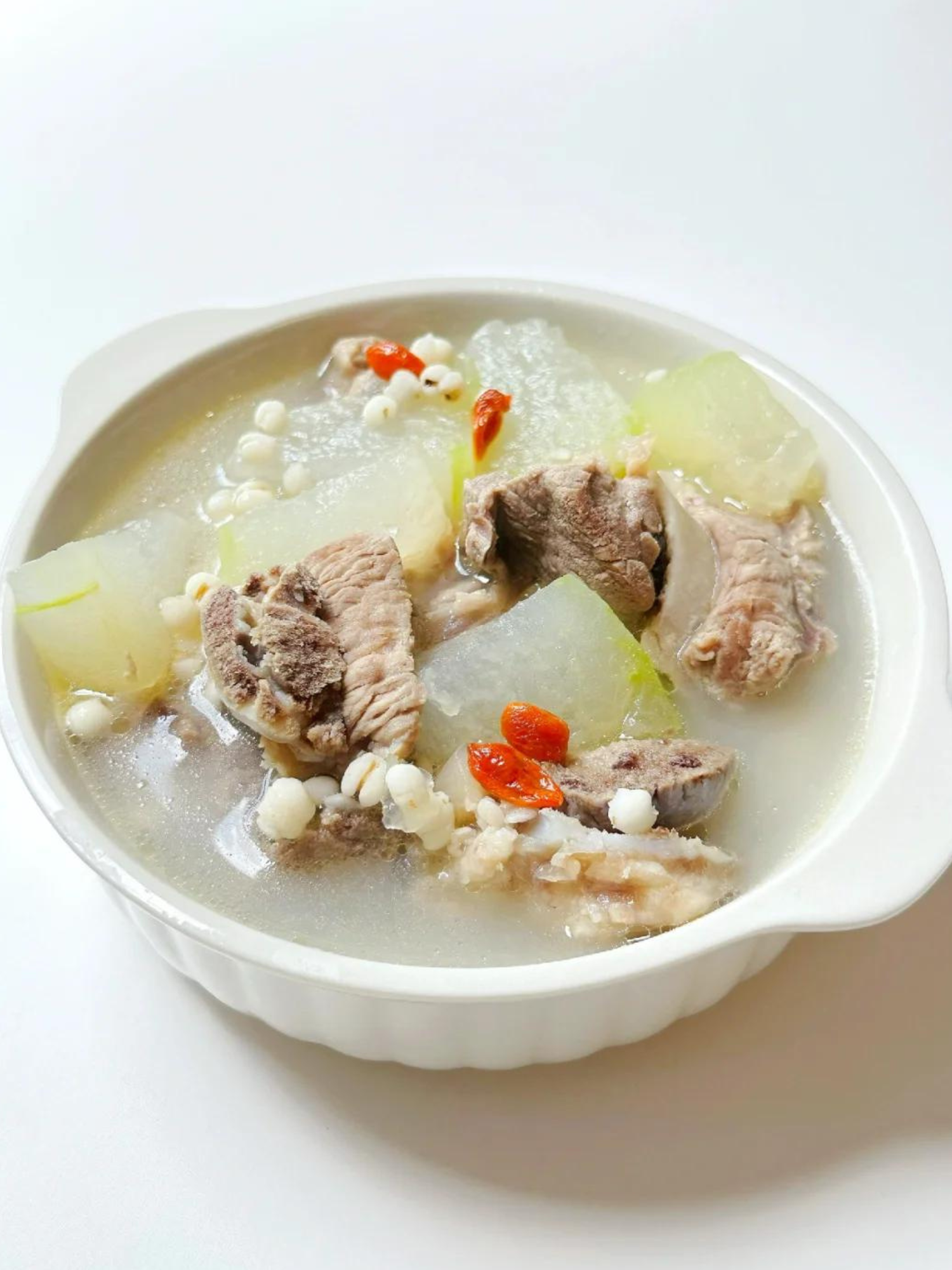 冬瓜排骨汤（1小时不用看火）
