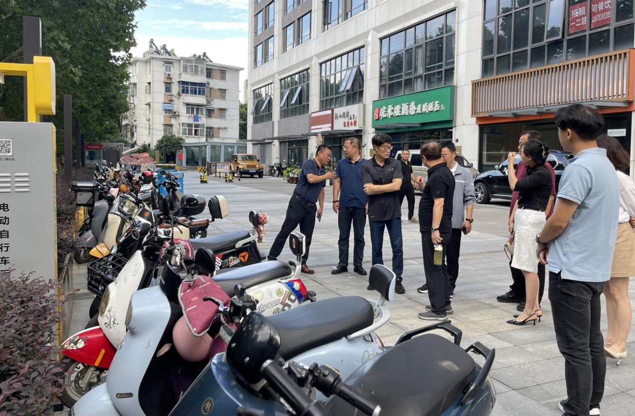 智能无线充电桩厂家，扫码充电，电瓶车充电桩，共享电单车充电桩，电动自行车充电桩，充电车棚，江苏电瓶车充电桩
