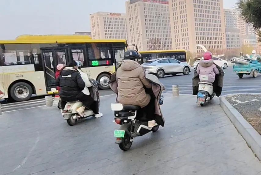 分时租赁电动车，智能无线充电桩厂家，扫码充电，电瓶车充电桩，共享电单车充电桩，电动自行车充电桩，充电车棚，江苏电瓶车充电桩
