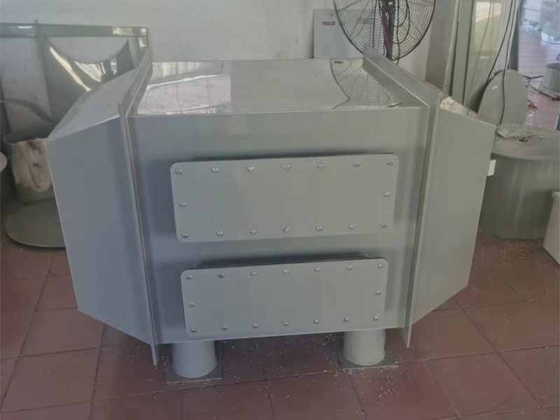 活性炭箱