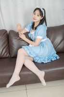 丝袜穿搭女仆裙装的淘宝产品图素材