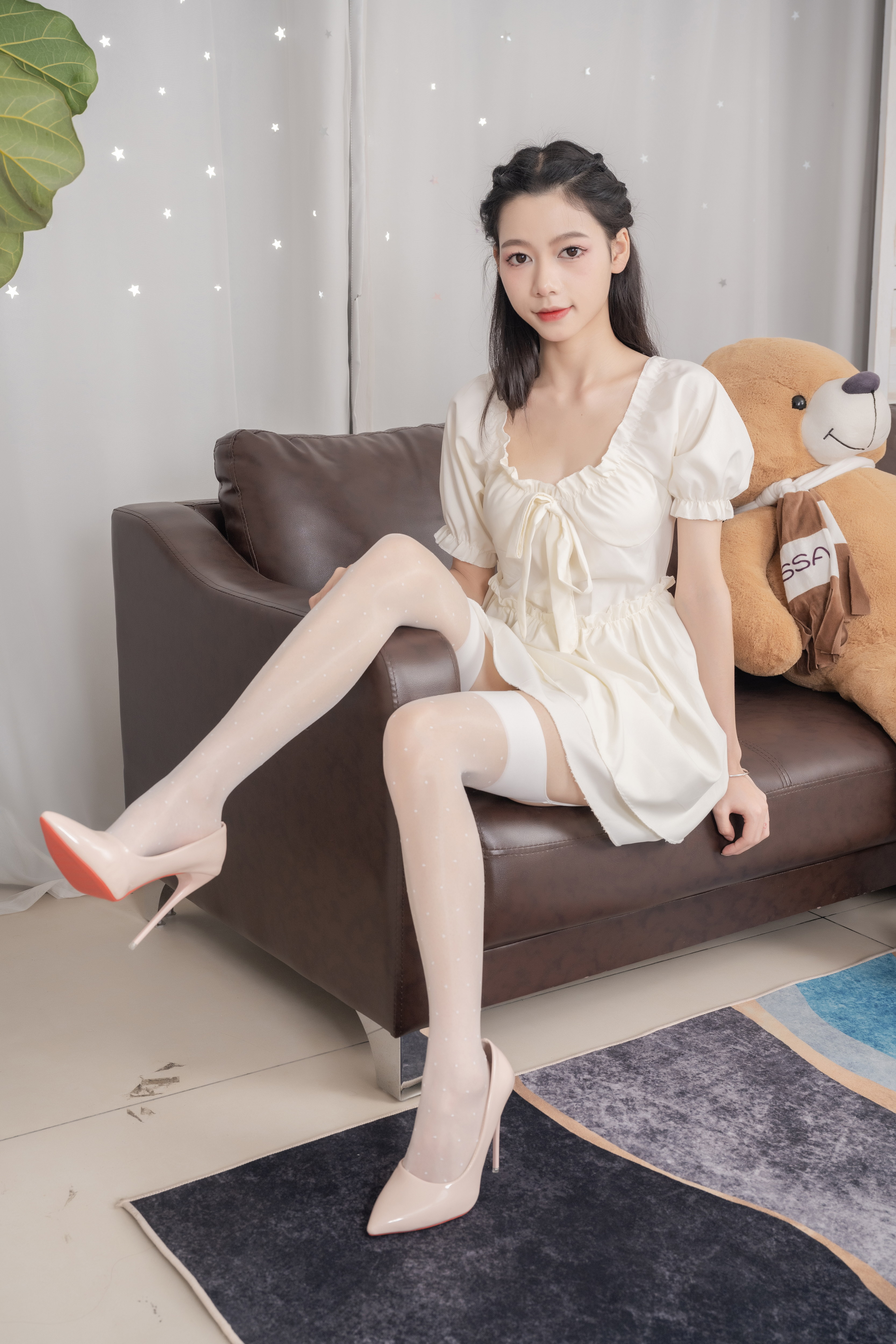 ssa波点丝袜穿搭白色纯欲连衣裙的淘宝图