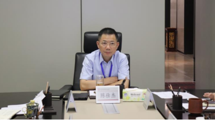 海南国资运营召开安委会学习会议暨2024年“安全生产月”宣传教育培训讲座