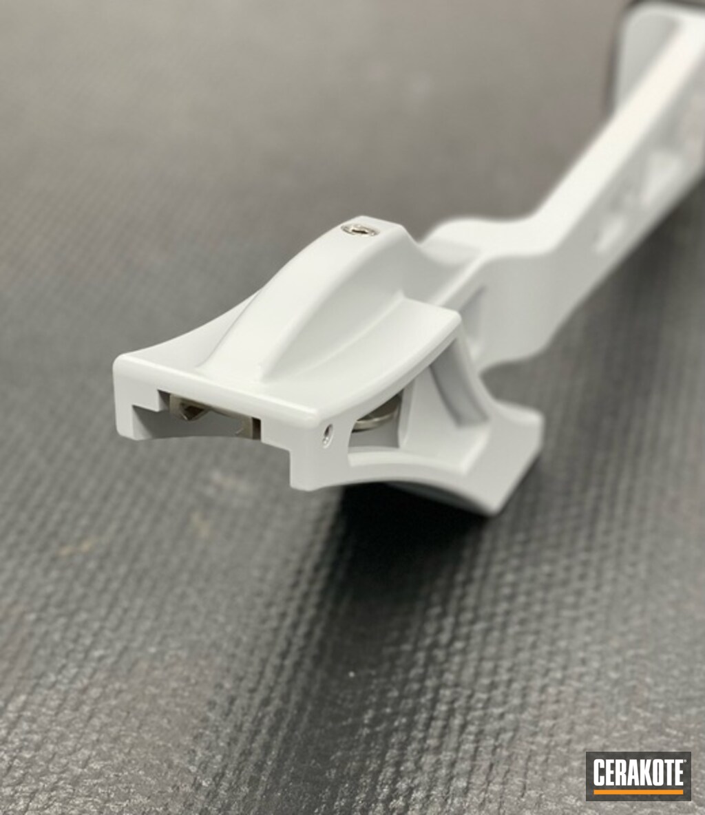 CerakoteC-242HiddenWhite应用图1