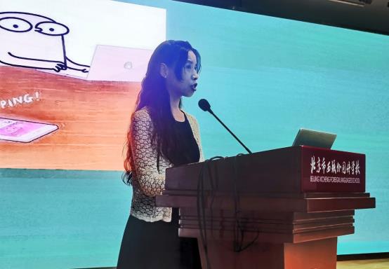 H:\电脑H盘\推文\2023公众号 OK\我的育人故事\百万庄\曹蓉.jpg