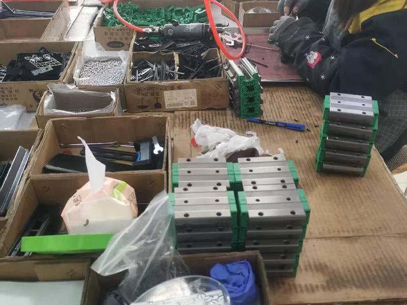 直线导轨加工-5-