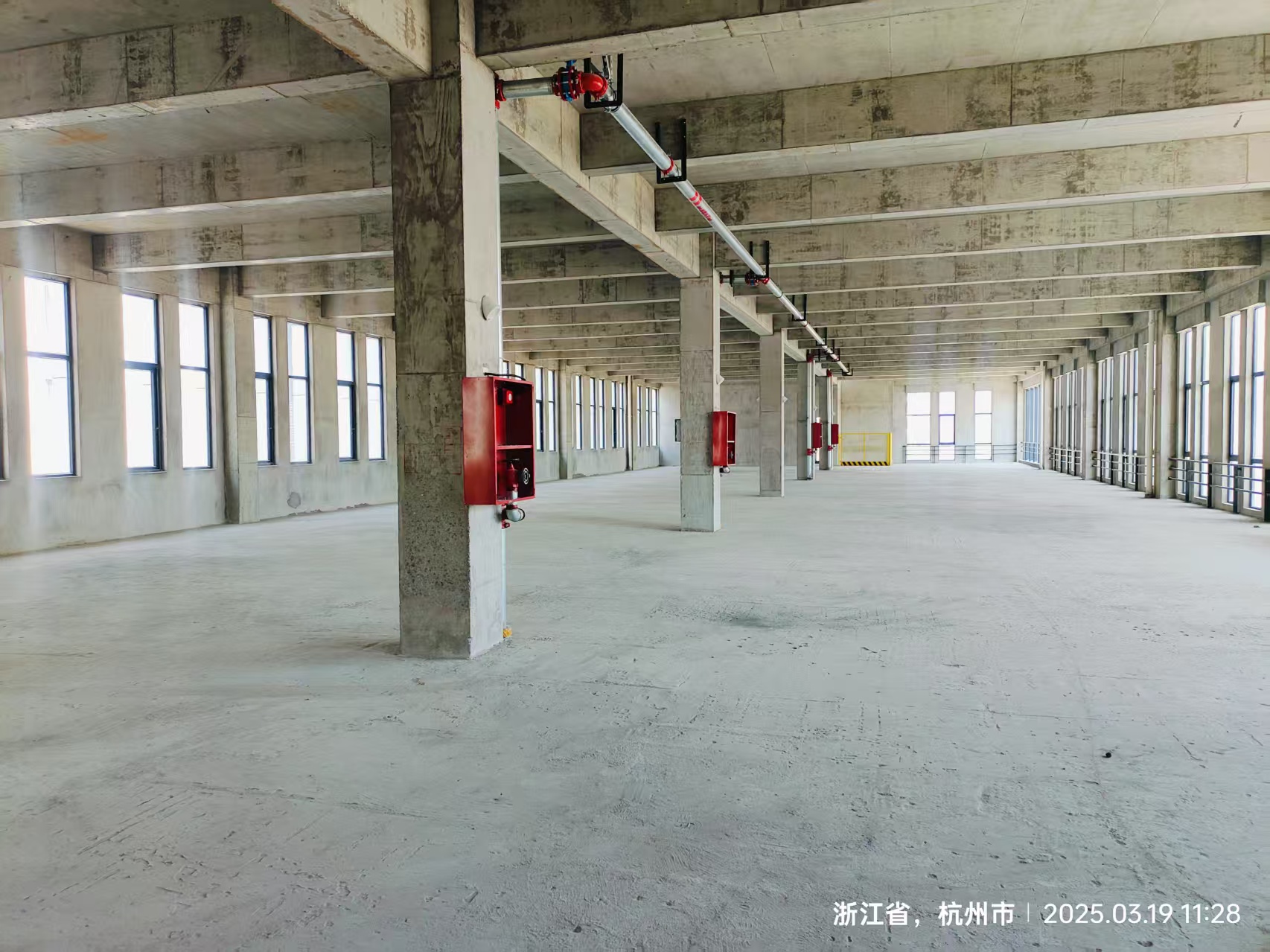 4f9bb3bde7f046f6b1bb0f3e657e5a89