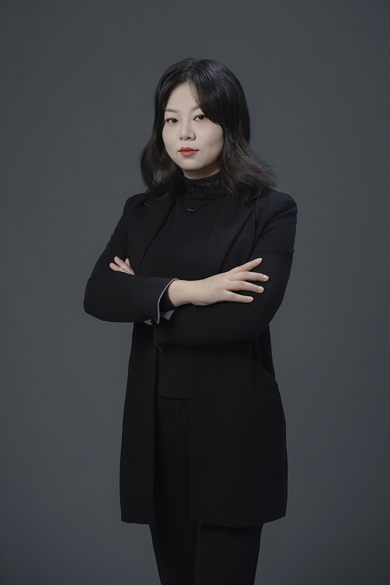 AKE02948