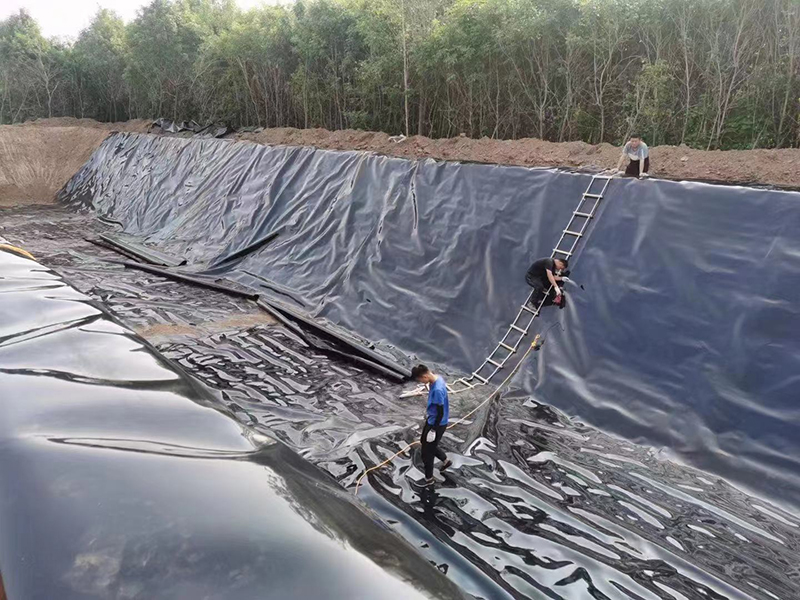 防渗膜施工-5