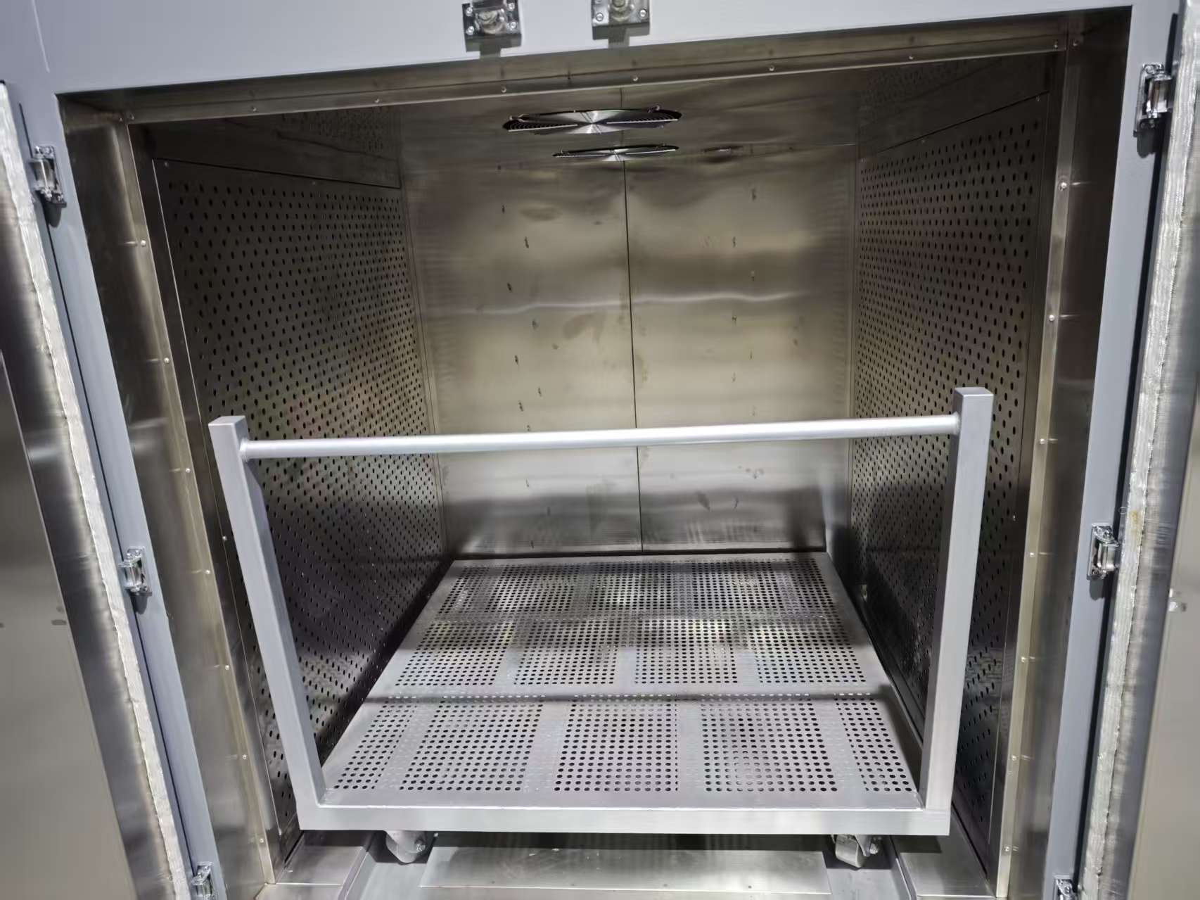 bfac2c4f9cd30def04531fc1bff1933c