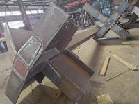 箱型钢柱带异形牛腿2