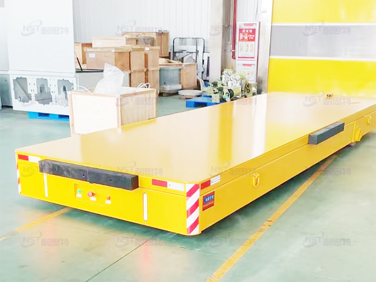 无轨平板车