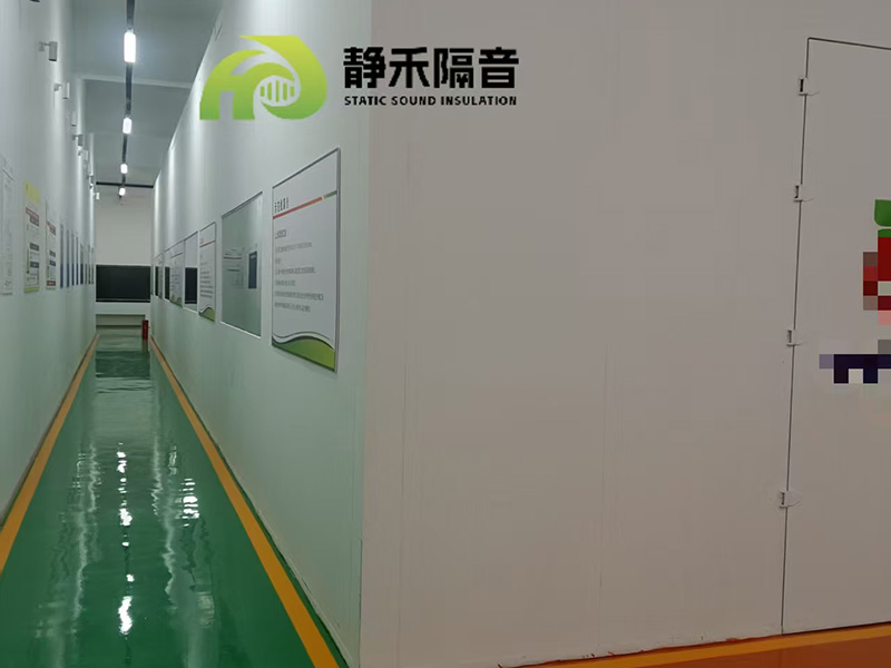 82e7a94915455d23e1c57f6925a27f36