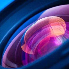 真空镀膜是不采用溶液或者电能液而制备薄膜的一种全新的干式镀膜方法。在真空环境中制备薄膜最早是由大发明家爱迪生提出的，随着高真空、超高真空技术...