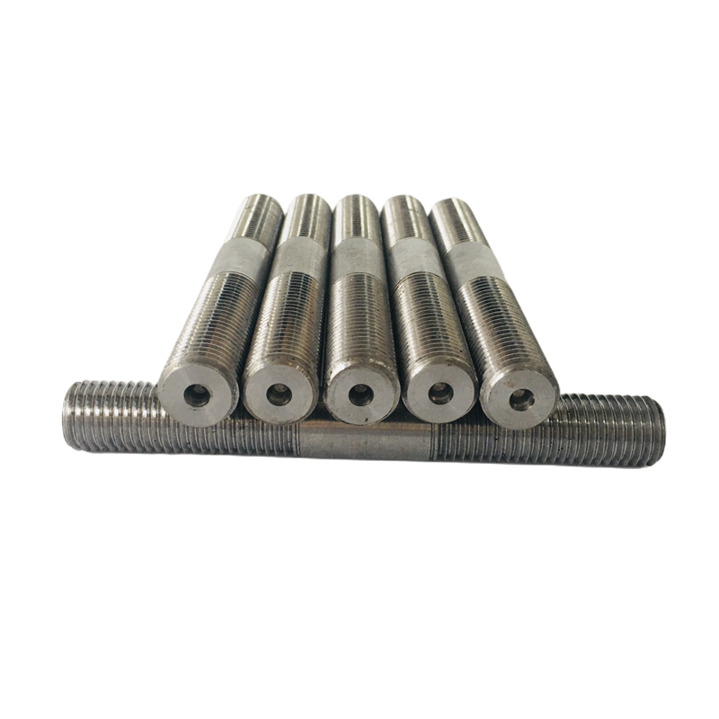 主汽门双头螺栓