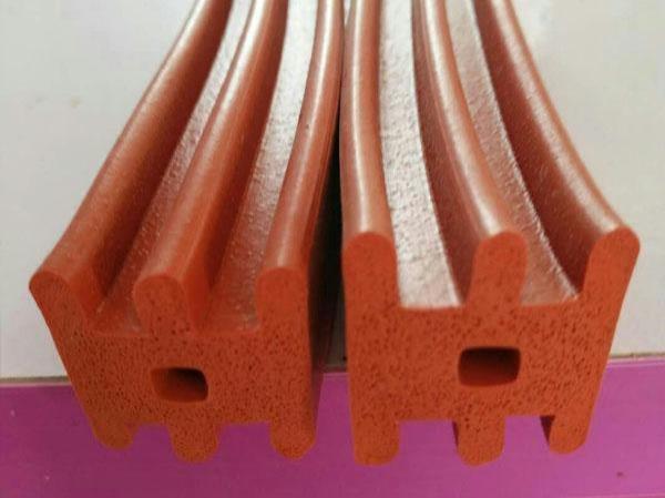 硅胶发泡密封条-10-